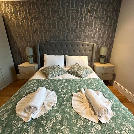 Stylish Flat Minutes From Covent Garden - West End Лондон Екстер'єр фото
