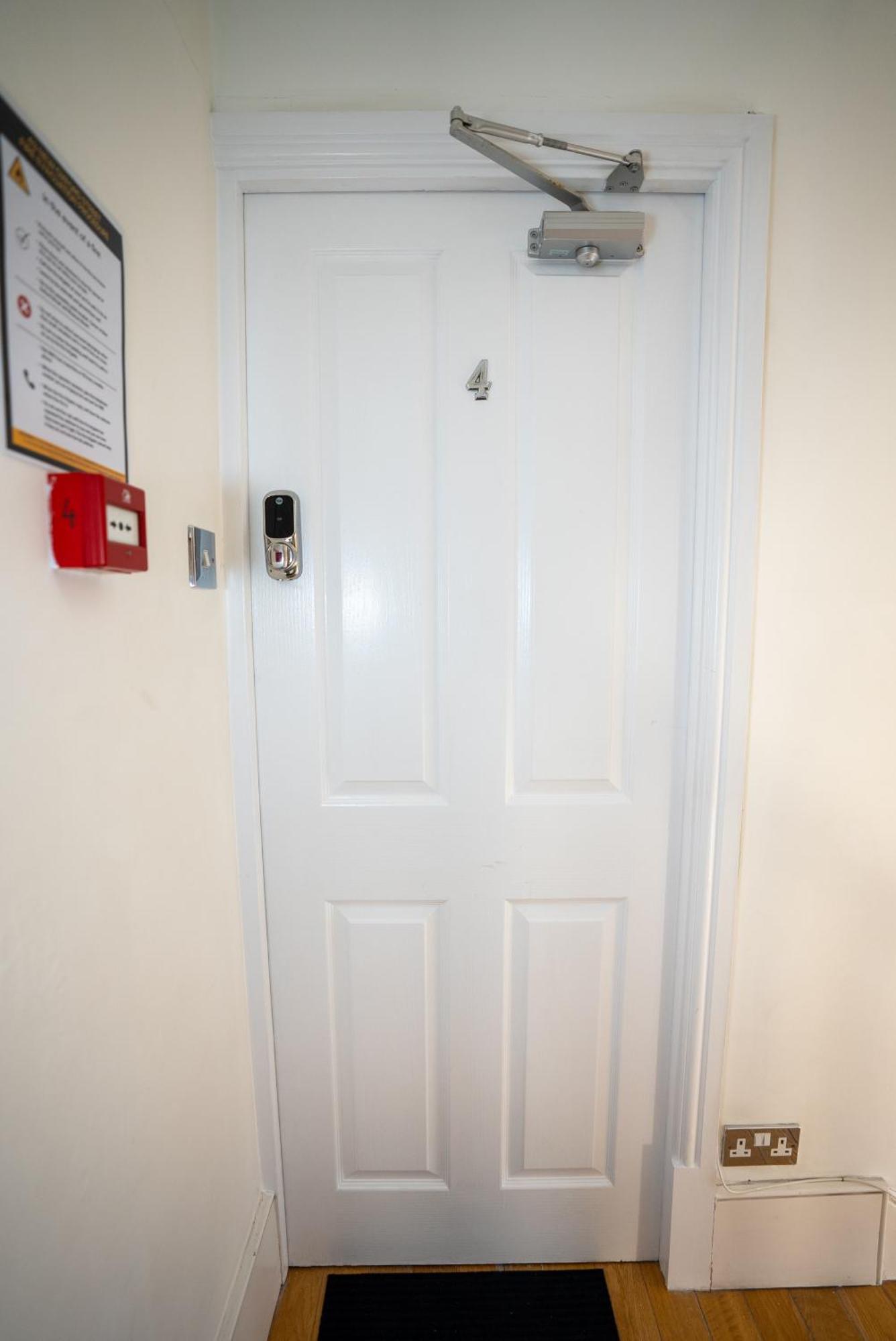 Prime Central London Apartment - Covent Garden - Oxford Street Екстер'єр фото