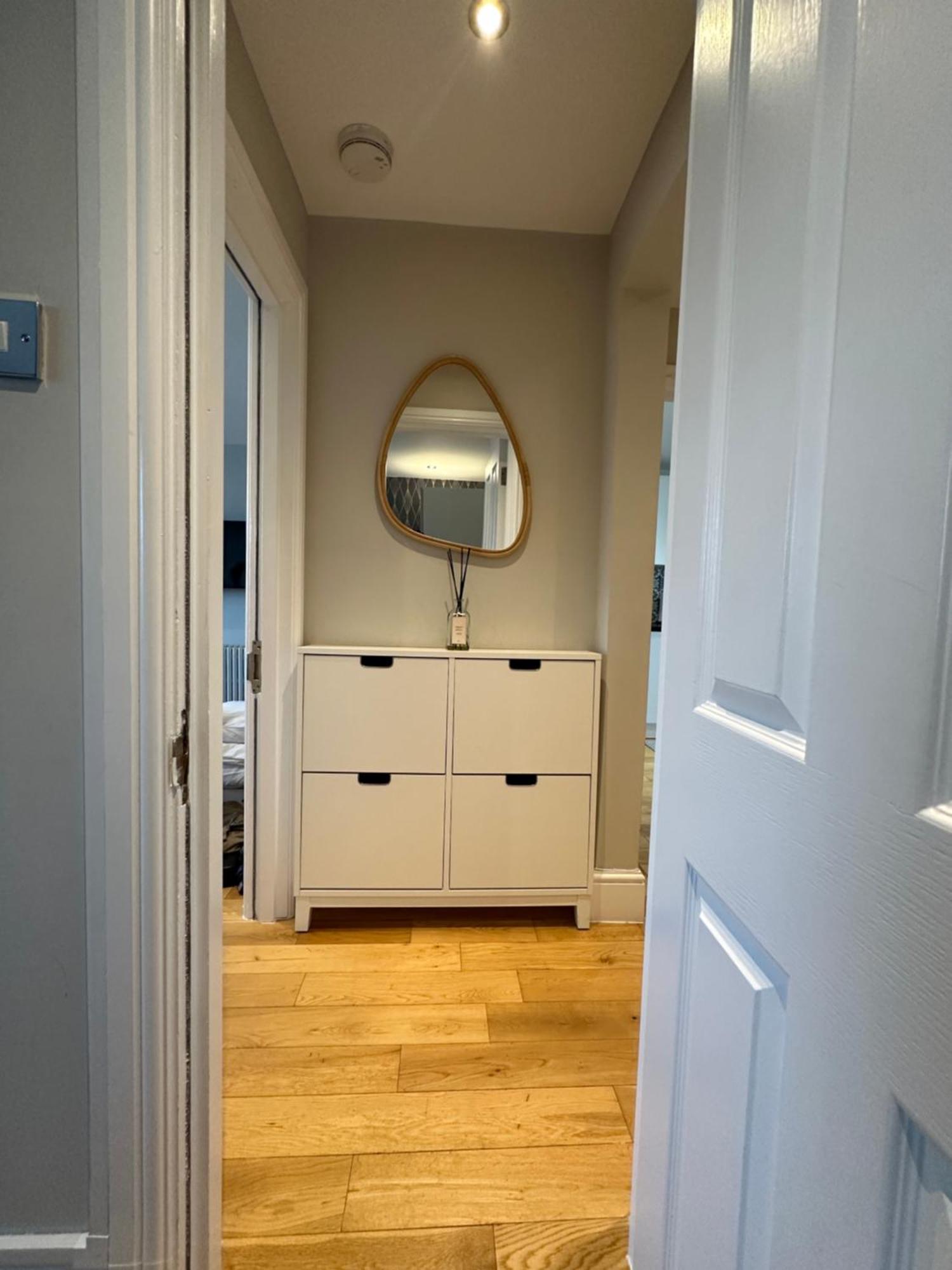Stylish Flat Minutes From Covent Garden - West End Лондон Екстер'єр фото