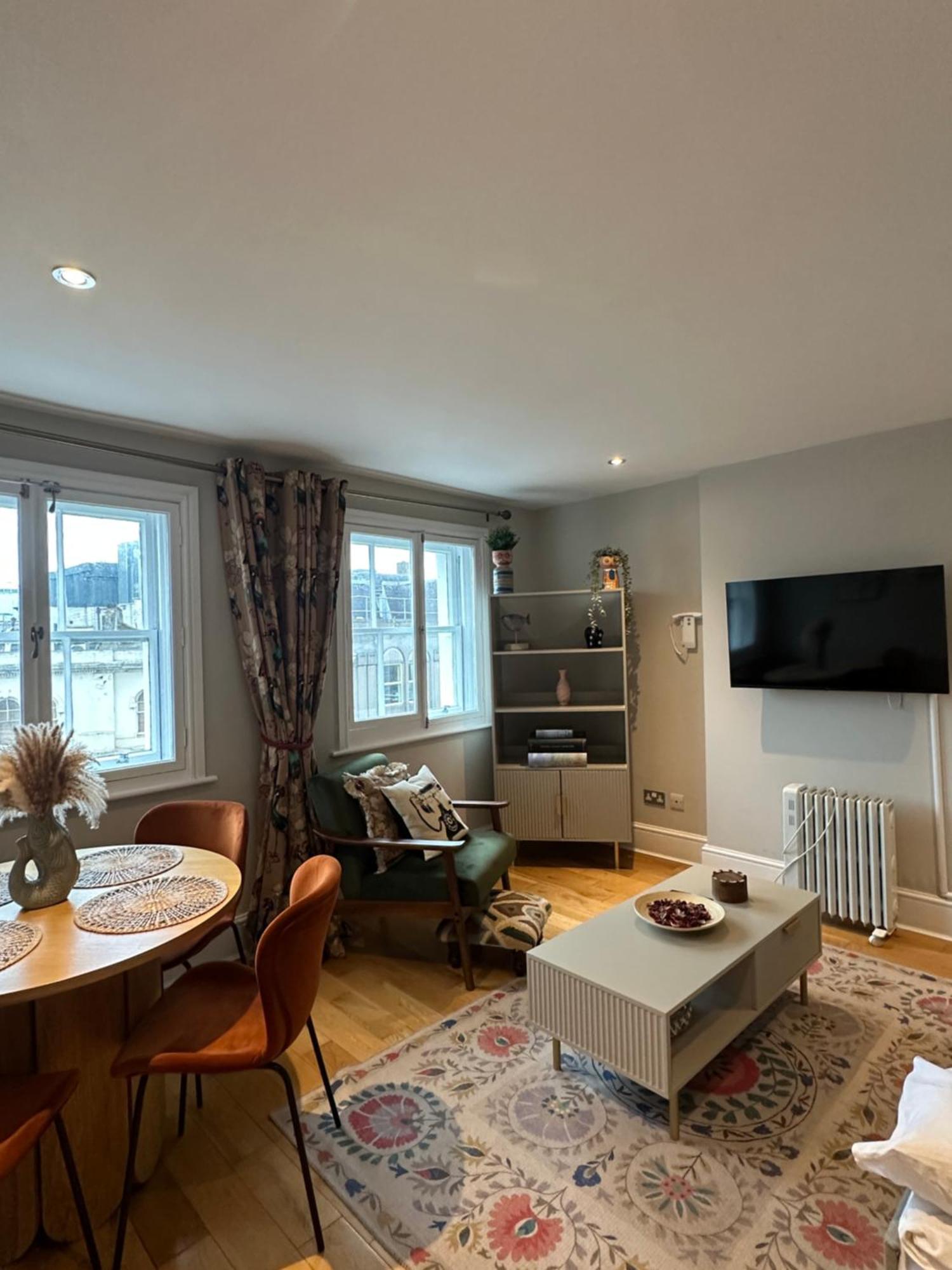 Prime Central London Apartment - Covent Garden - Oxford Street Екстер'єр фото